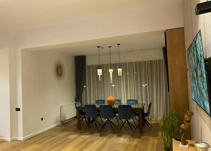 Splendor In The Forest Villa